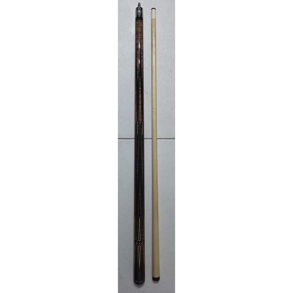 PLAYERS 2 Piece K1505 POOL CUE  19oz. 58" w/Black Case
